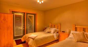 Mount 7 Lodges