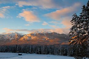 Mount 7 Lodges