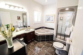 Graystone Bed and Breakfast