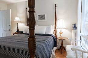 Stone Maiden Inn