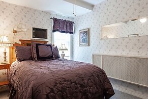 Stone Maiden Inn