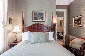 Stone Maiden Inn