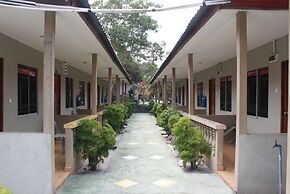Purnama Beach Resort