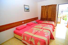 Purnama Beach Resort