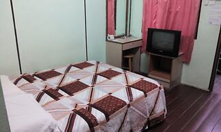 Purnama Beach Resort