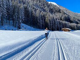 VALARA Alpine Art Hotel