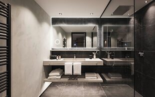 VALARA Alpine Art Hotel