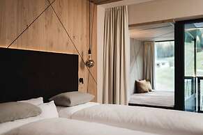 VALARA Alpine Art Hotel