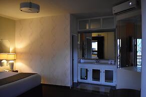 Hotel Frontiere