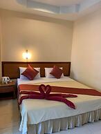 Rattana Guesthouse & Bungalow
