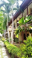 Rattana Guesthouse & Bungalow