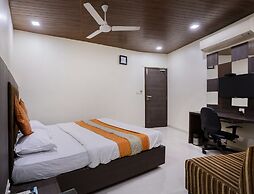 Hotel Ashish