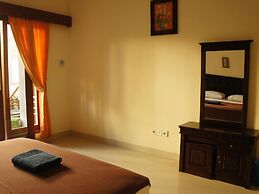 Waringin Home Stay