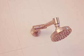 BED Phrasingh Hotel - Adults Only