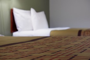 Pine Motel