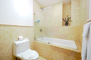 Acqua Residences
