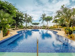 Acqua Residences