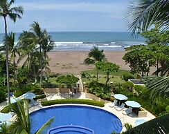 Acqua Residences
