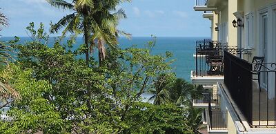 Acqua Residences