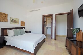 Acqua Residences
