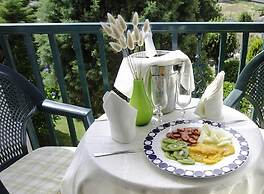 Hotel & Apartamentos Cons da Garda