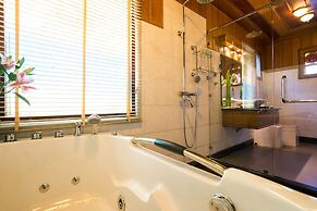 Hotel Shwe Pyi Thar
