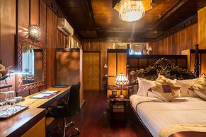 Hotel Shwe Pyi Thar