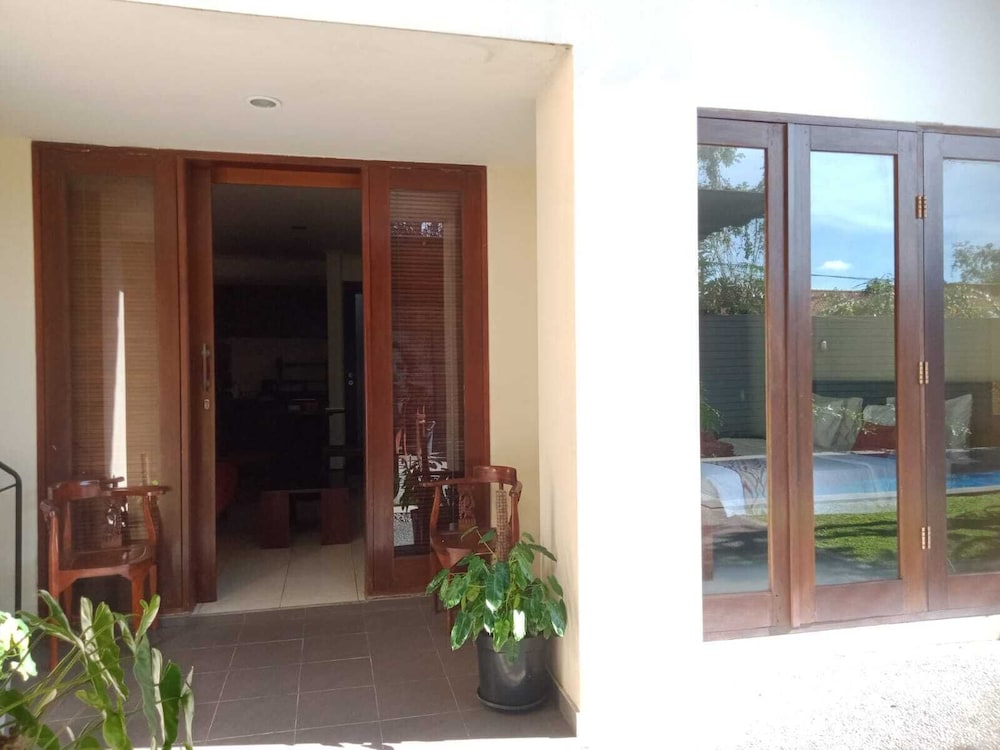 Sekuta Condo Suites