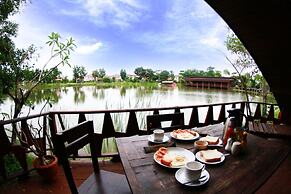 Tanita Lagoon Resort