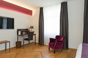 Boutique Hotel NI-MO