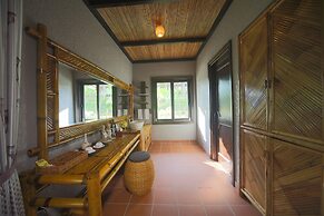 Mai Chau Ecolodge