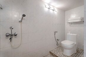 De Mandarin Beach Resort Suites & Villas