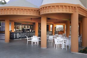 Kamelya Aishen Club