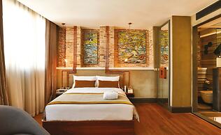 Hotel The Public