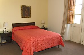 Las Mercedes Hostal Residencial