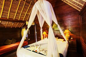 TS Hut Lembongan