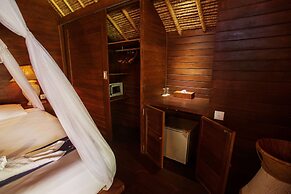 TS Hut Lembongan