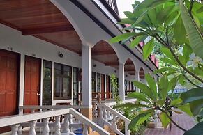 Pen's Bungalow