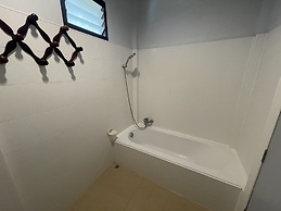 Pen's Bungalow
