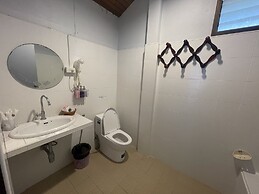 Pen's Bungalow