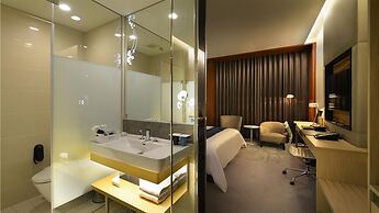 Golden Tulip Glory Fine Hotel