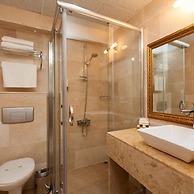 Alrazi Hotel