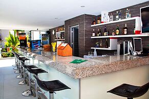 Green Garden Suites Hotel