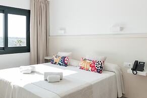 Aparthotel Beach Club