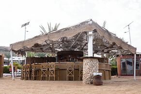 Turquoise Beach Hotel