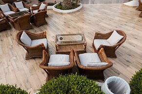 Turquoise Beach Hotel