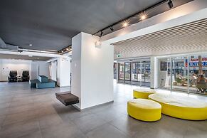 Anthea Hotel Apartments
