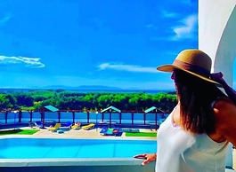 Sea View Studios