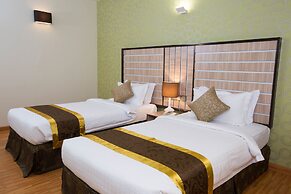 Uptown Hotel