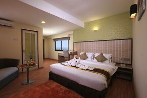 Uptown Hotel